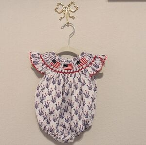 Poppy Kids Co. | Smocked Bubble | American Flag | Newborn